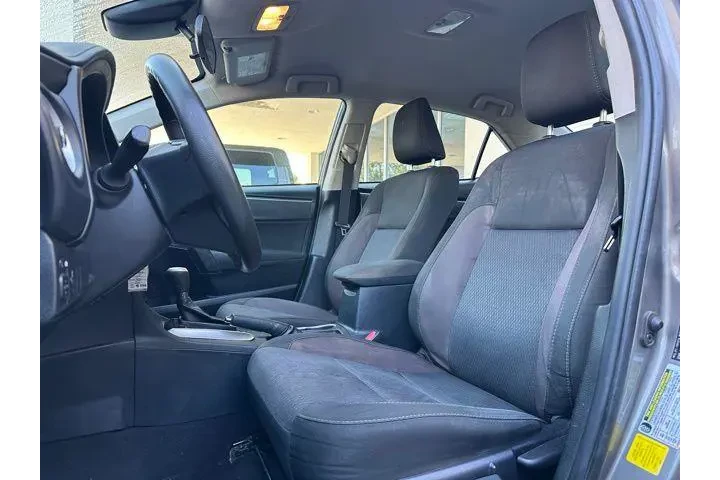 $12825 : Toyota Corolla 2018 L 4dr Se image 10