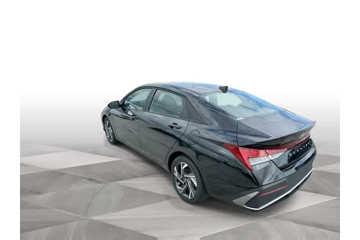 $21590 : Hyundai ELANTRA Hybrid 2025 image 6