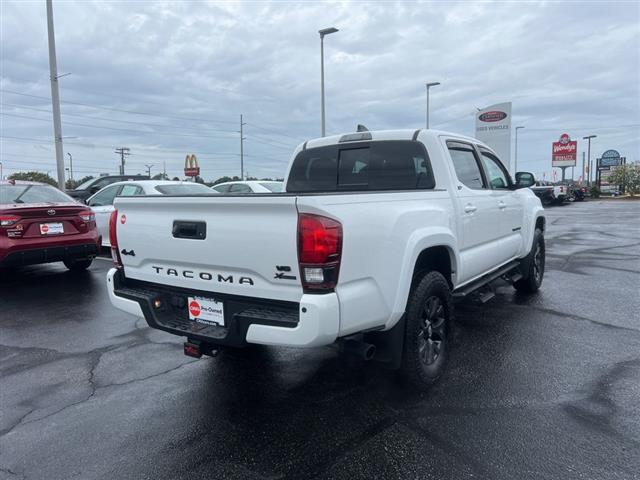 $39990 : PRE-OWNED 2023 TOYOTA TACOMA image 7