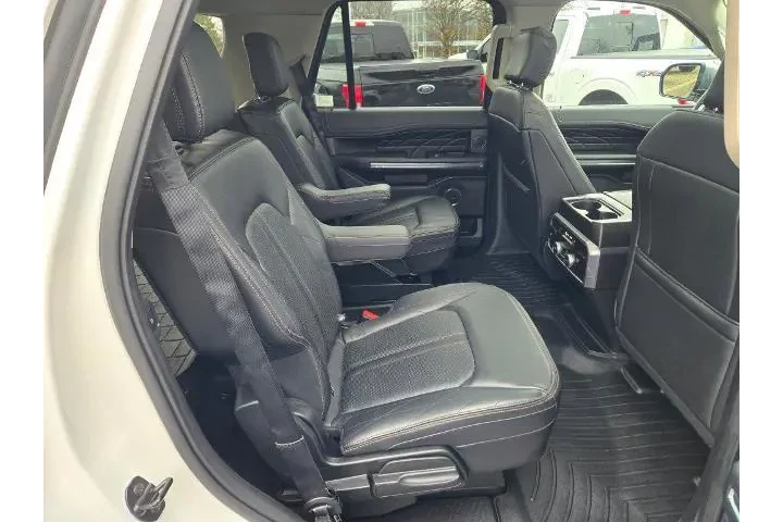 $32990 : Ford Expedition 2018 4x4 Pla image 9
