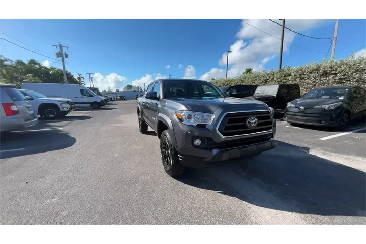 $30990 : Toyota Tacoma 2022 4x2 TRD O image 2