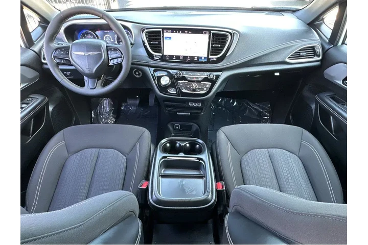 $49997 : 2024 Pacifica Touring BraunAb image 9