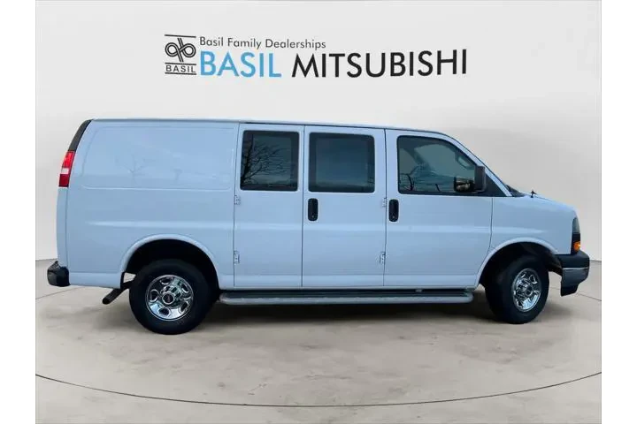 $27060 : GMC Savana 2023 2500 3dr Car image 6