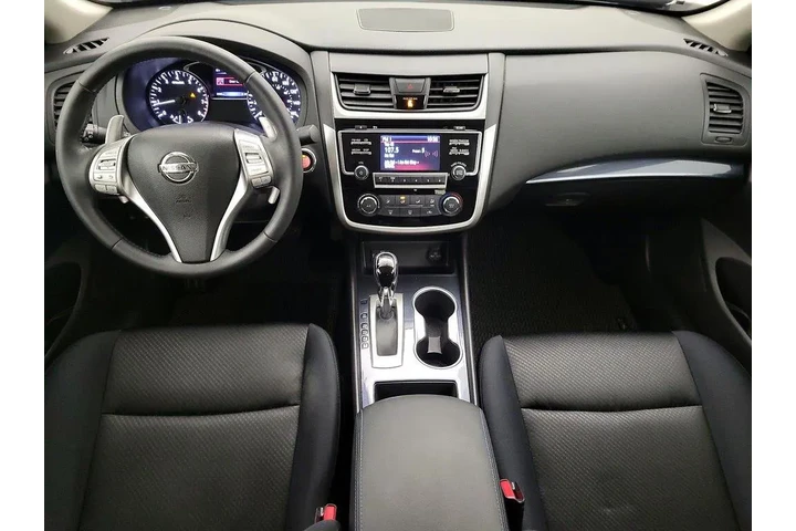 $17998 : Nissan Altima 2018 2.5 SR 4d image 9