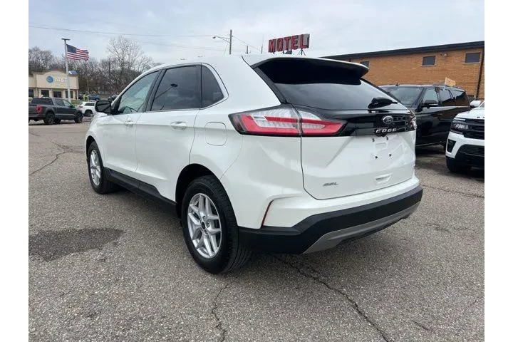 $26778 : Ford Edge 2023 AWD SEL 4dr C image 6