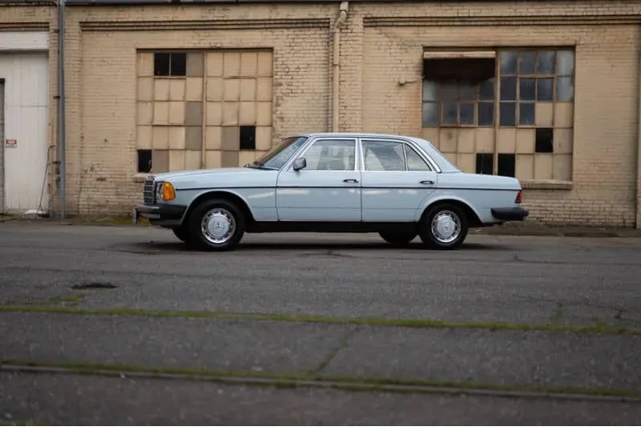$10988 : 1978 Mercedes-Benz 240-Class image 6