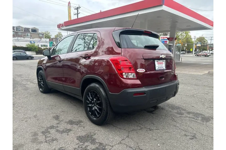 $8499 : 2016 Trax LS image 5