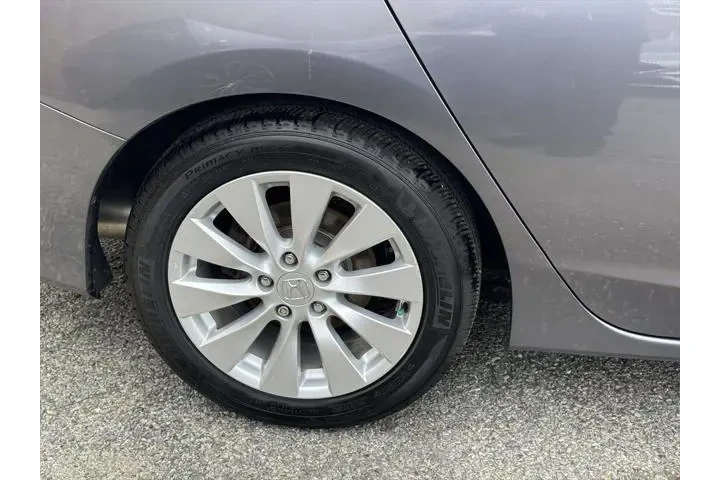 $15990 : Honda Accord 2014 EX-L V6 4d image 8