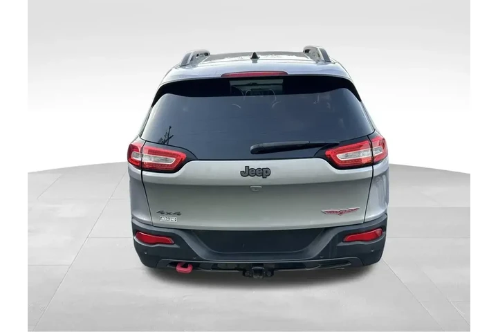 $15995 : Jeep Cherokee 2017 4x4 Trail image 4