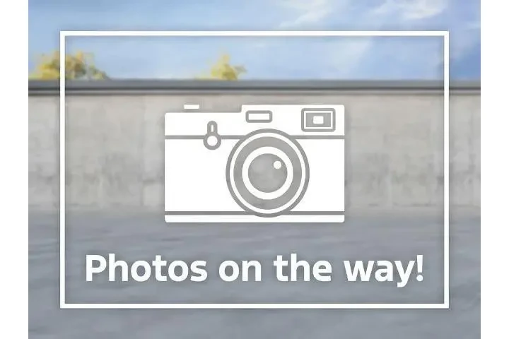 $38905 : Ford Bronco 2022 4x4 Base 4d image 1