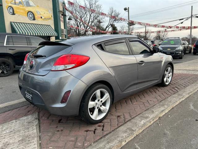 $8995 : 2015 Veloster image 4