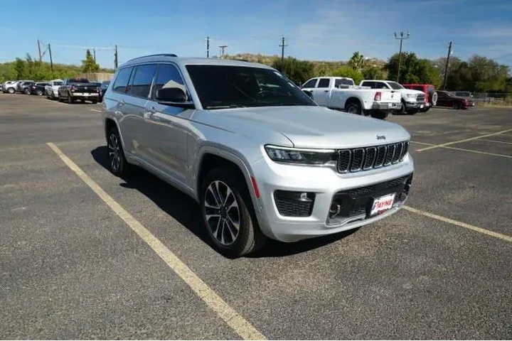 $29995 : Jeep Grand Cherokee L 2022 4 image 3