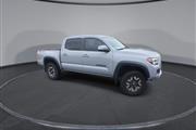 $39900 : PRE-OWNED 2021 TOYOTA TACOMA thumbnail