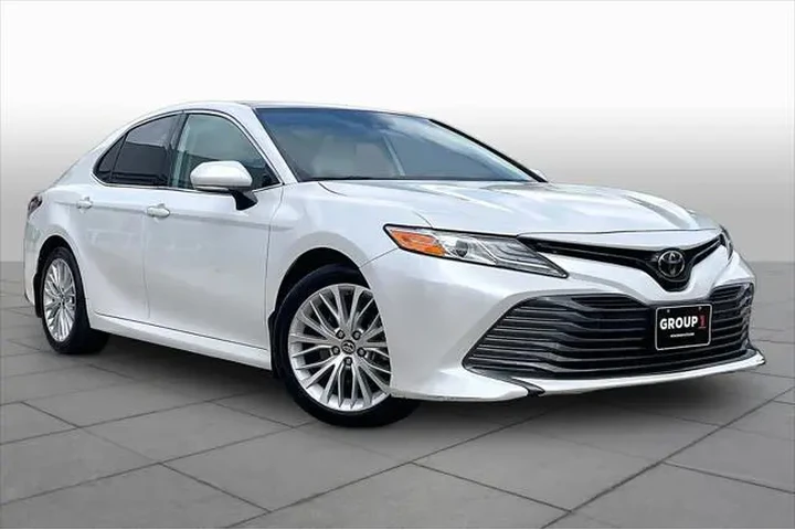 $25806 : Toyota Camry 2020 XLE 4dr Se image 3