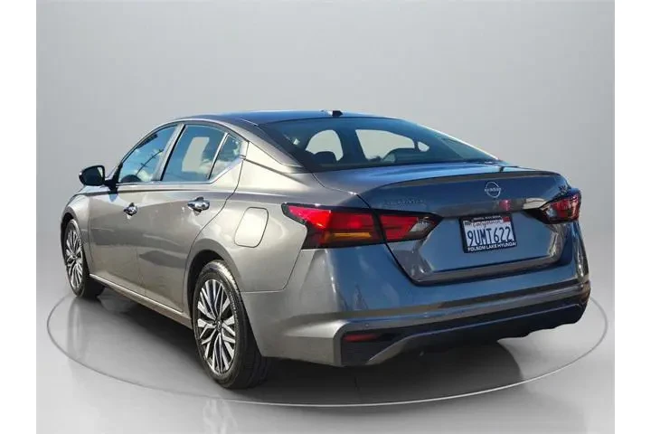 $18991 : Nissan Altima 2024 2.5 SV 4d image 5