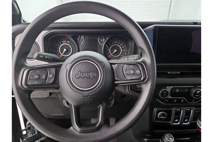 $31998 : Jeep Wrangler 2025 4x4 Sport image 10