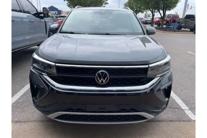 $19432 : Volkswagen Taos 2023 SE 4dr image 3