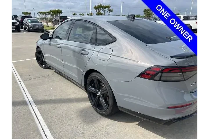 $28979 : Honda Accord Hybrid 2023 Spo image 5