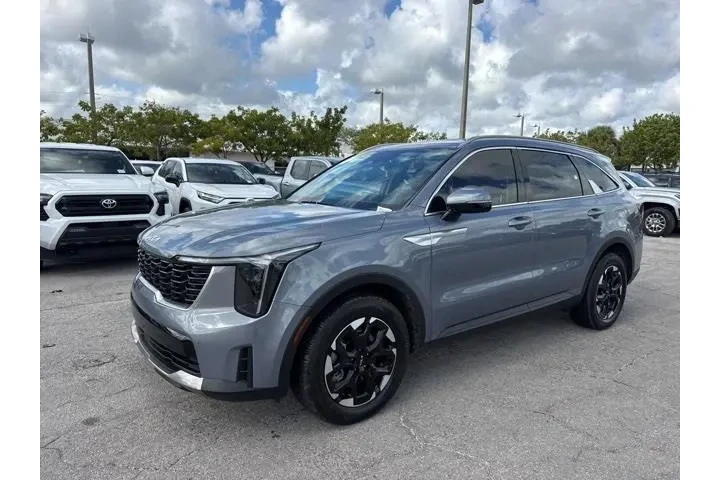 $27988 : Kia Sorento 2025 S 4dr SUV image 7