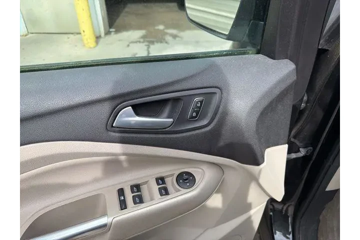 $9992 : Ford Escape 2013 SE 4dr SUV image 5