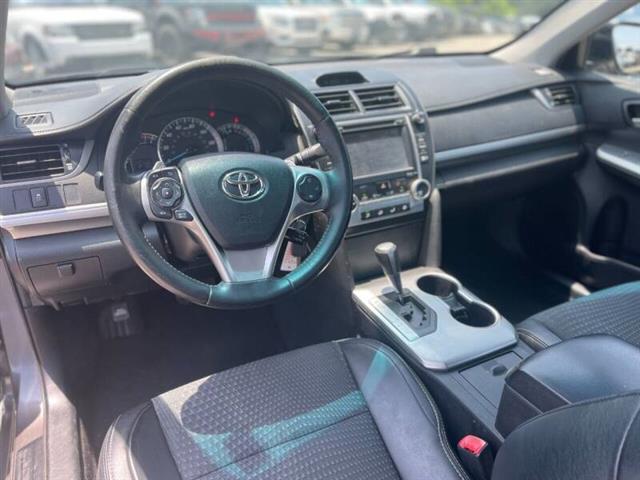 $6500 : 2014 Camry SE image 8