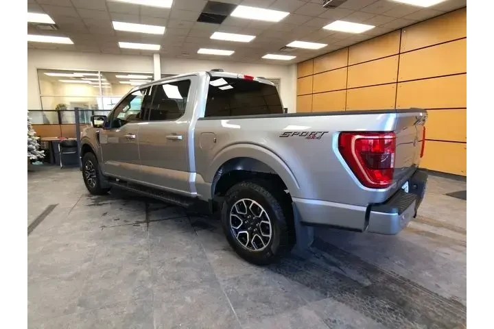 $39871 : Ford F-150 2023 4x4 XLT 4dr image 5
