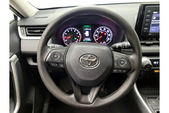 $24998 : Toyota RAV4 2021 XLE 4dr SUV image 10