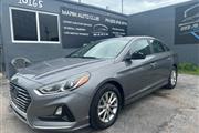 $7850 : 2018 Sonata SE thumbnail