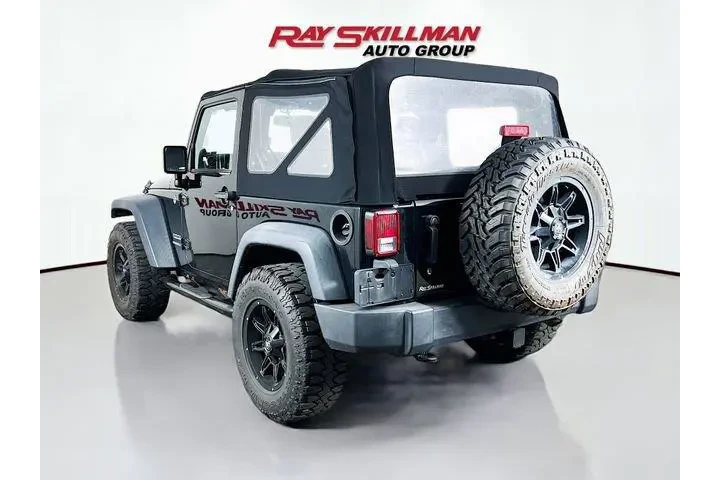 $17975 : Jeep Wrangler 2013 4x4 Sport image 5