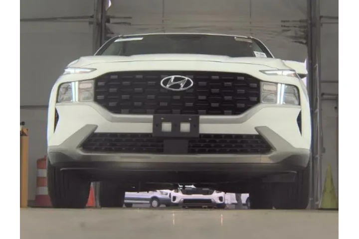 $22693 : Hyundai SANTA FE 2023 AWD SE image 3