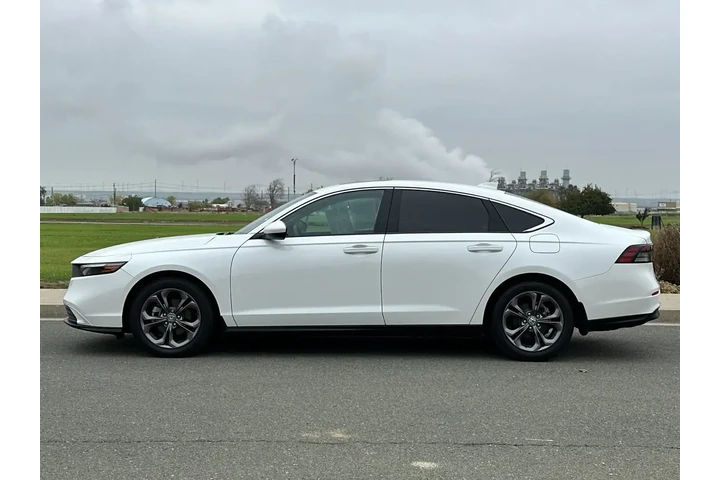 $28771 : Honda Accord 2023 EX 4dr Sed image 7