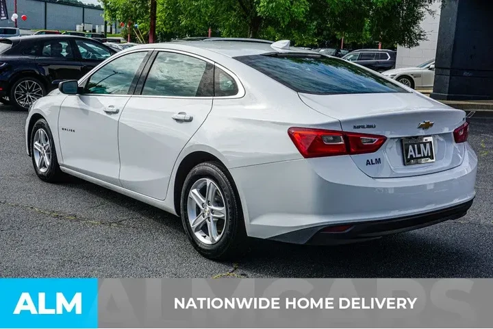 $16320 : Chevrolet Malibu 2023 LT 4dr image 5