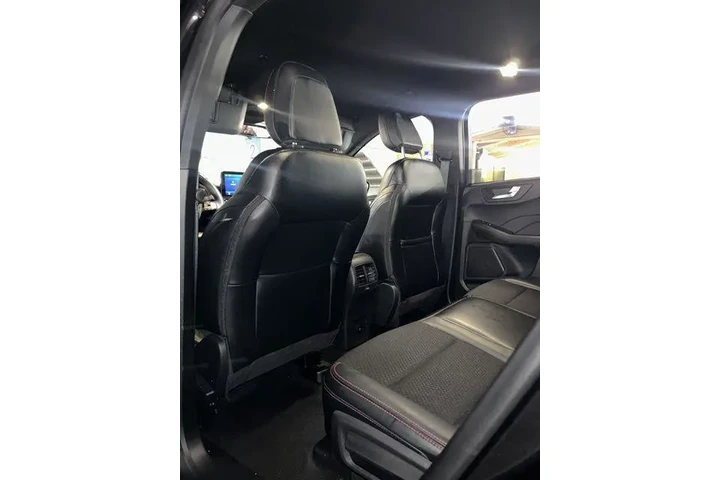 $23995 : Ford Escape 2025 ST-Line 4dr image 5
