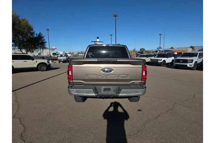 $32904 : Ford F-150 2023 4x4 XLT 4dr image 2