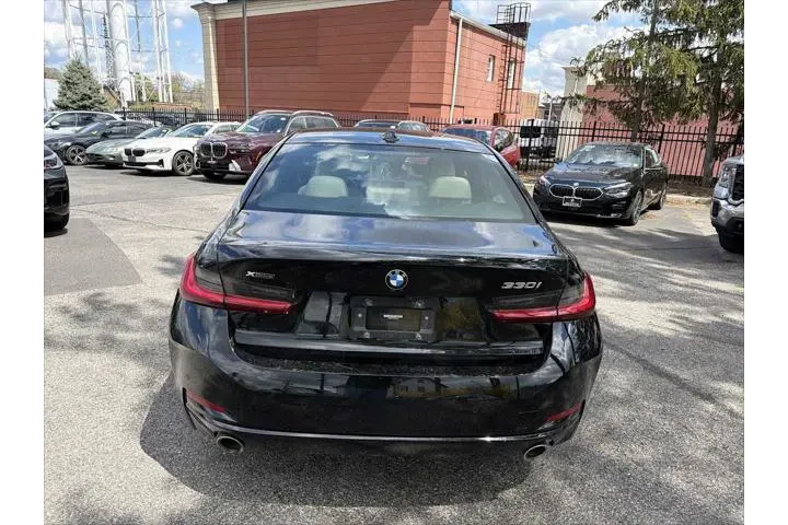 $34943 : BMW 3 Series 2023 AWD 330i x image 2