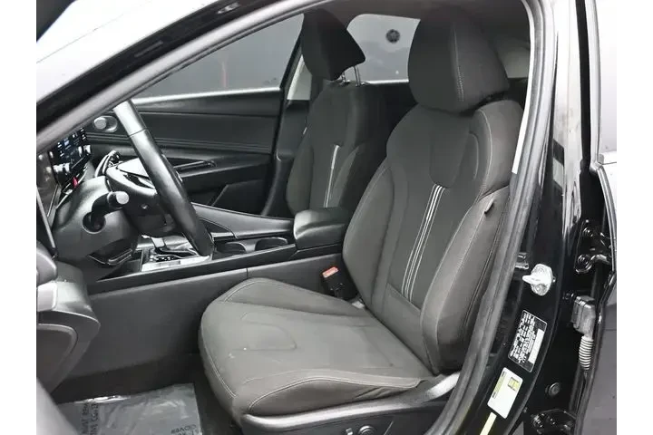 $18694 : Hyundai ELANTRA 2022 SEL 4dr image 9