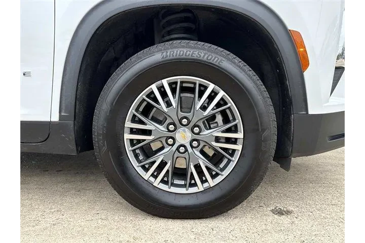 $38470 : Chevrolet Traverse 2025 LT 4 image 3