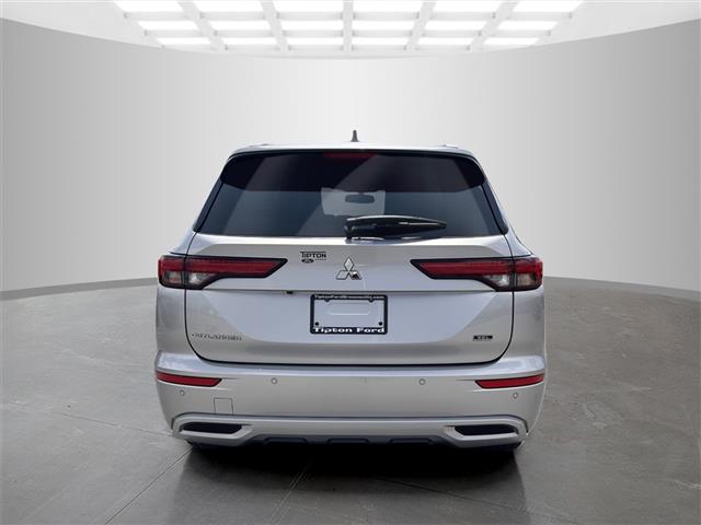 Pre-Owned 2022 Outlander SEL image 6