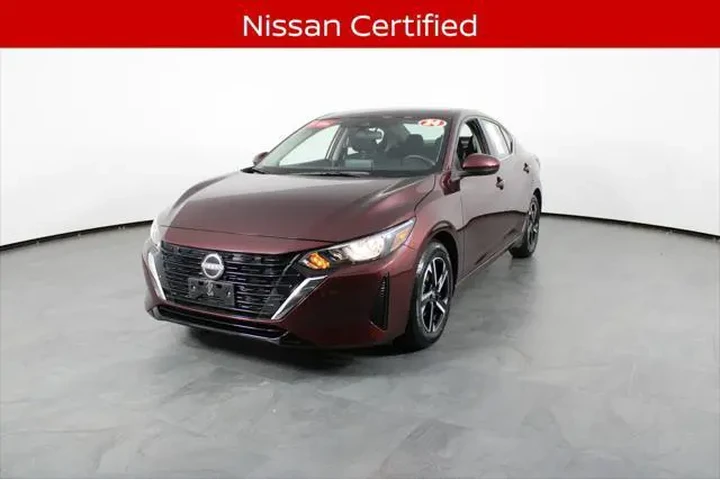 $15930 : Nissan Sentra 2024 SV 4dr Se image 2