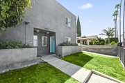 $4400 : 5 bedroom, 3 bath, 1 year new thumbnail