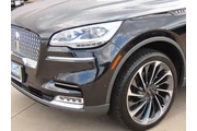 $28999 : Lincoln Aviator 2021 AWD Res thumbnail