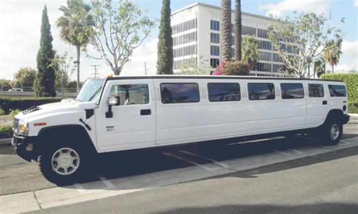 Limo Rentals image 3