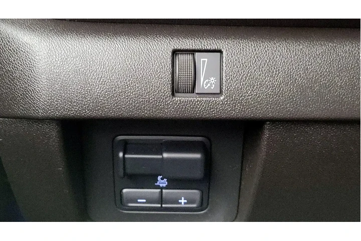 $34998 : Chevrolet Colorado 2023 4x4 image 10