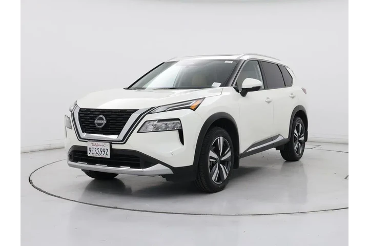 $27998 : Nissan Rogue 2023 Platinum 4 image 4