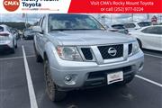 $25848 : PRE-OWNED 2019 NISSAN FRONTIE thumbnail