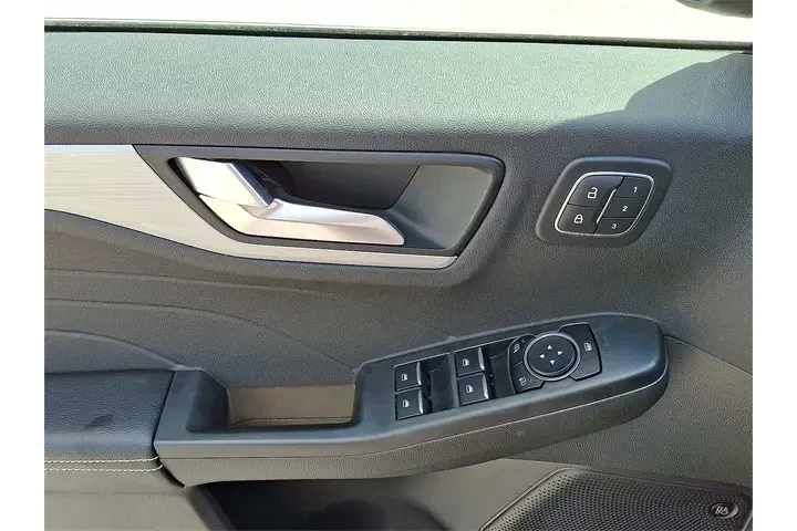 $29995 : Ford Escape Hybrid 2023 AWD image 2