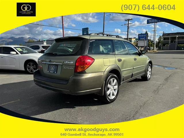 2006 SUBARU OUTBACK 2.5I WAGO image 8