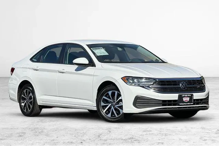 $16490 : Volkswagen Jetta 2024 S 4dr image 1