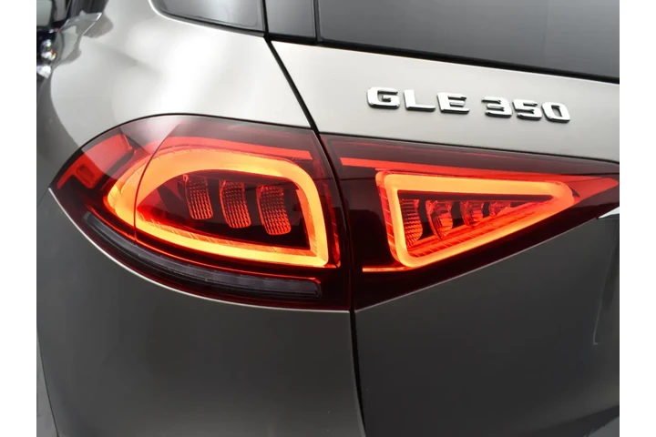 $23526 : Mercedes-Benz GLE 2020 AWD G image 8