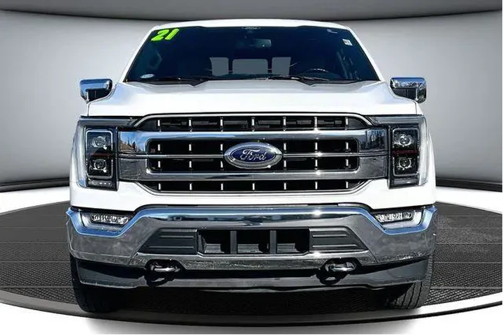 $30900 : Ford F-150 2021 4x4 Lariat 4 image 2